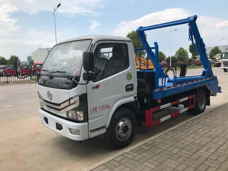 多利卡4方擺臂垃圾車