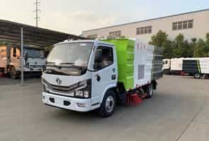 東風(fēng)多利卡5方吸塵車(chē)（國(guó)6）