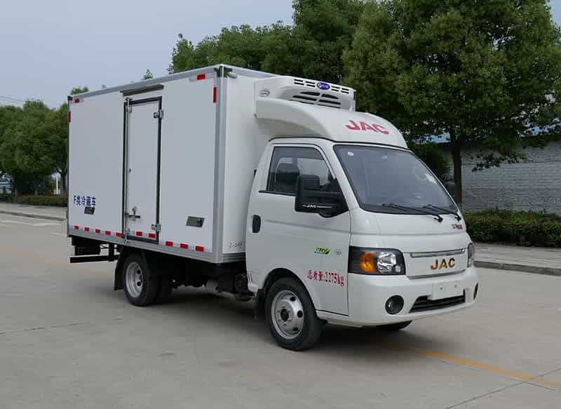 江淮汽油冷藏車