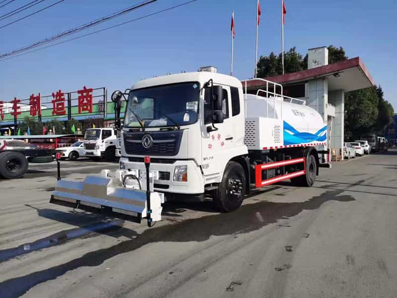 東風(fēng)天錦清洗車（國(guó)6）