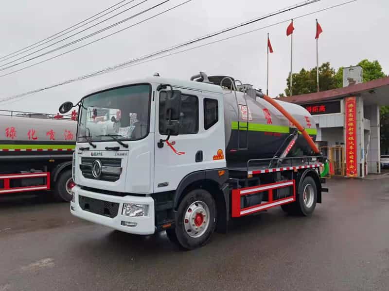 東風D9吸污車(國6）
