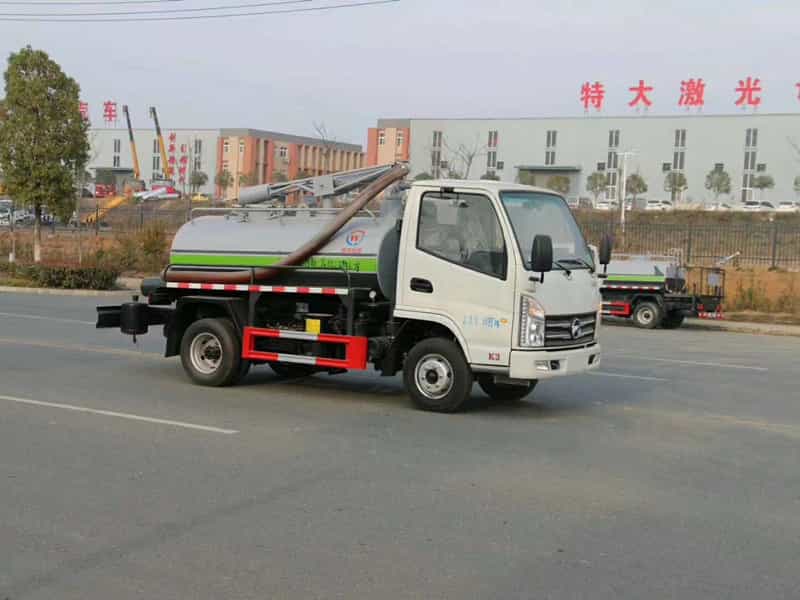 凱馬2-3方藍牌吸糞車