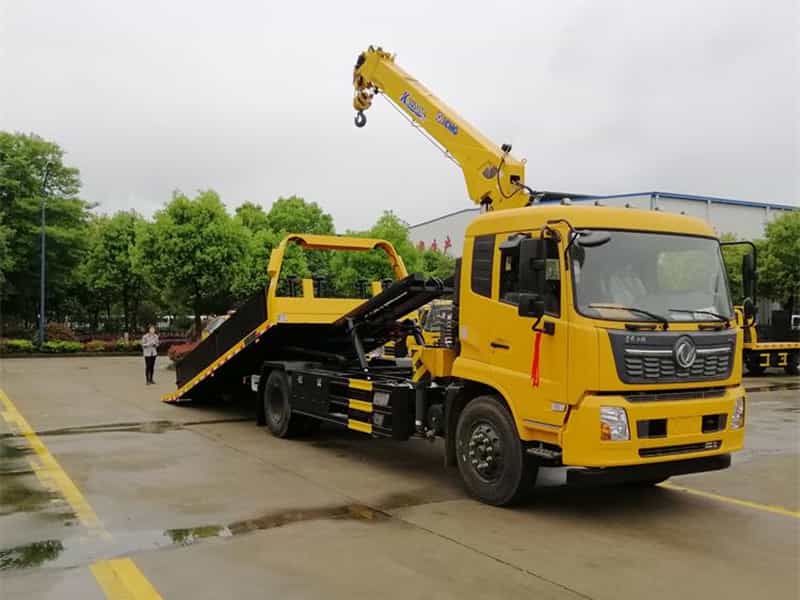 東風天錦平板帶吊清障車