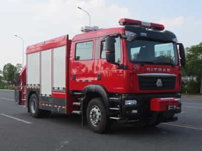 重汽汕德卡搶險救援消防車
