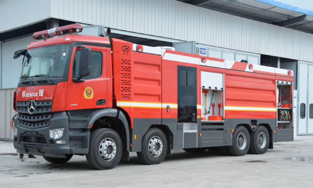 主戰(zhàn)消防車